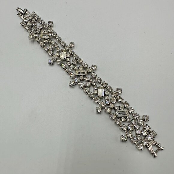 Vintage Rhinestone Bracelet Silver Tone Sparkling Crystal Statement Wide 7 Inch - Picture 1 of 11
